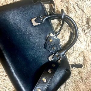 Regifting - Guess purse